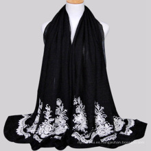 Niza color grande tamaño chino proveedor yiwu ciudad barato bordado bufanda y shawel para mujeres